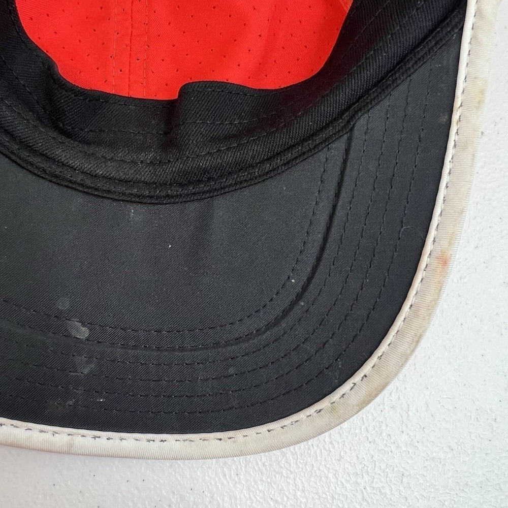 NIKE Adult FEATHERLIGHT DRI-FIT Tennis Golf Hat Fiery Red Strapback Adjustable - Picture 11 of 12